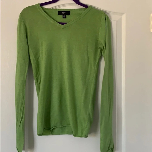 Green Mossimo Sweater - Picture 1 of 5
